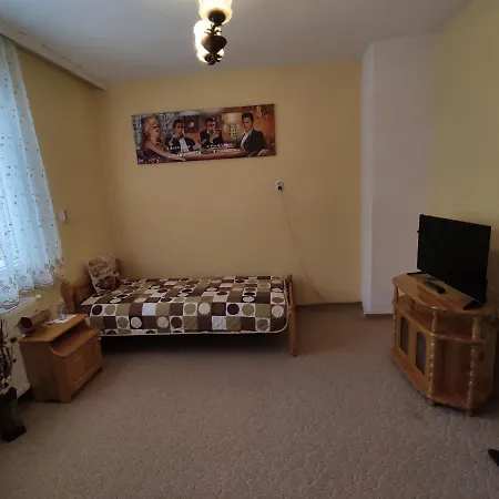 Къща За Гости Изгрев * Smilyan (Smolyan)